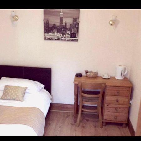 Dillwyn'S Hotel Pontardawe Exterior foto